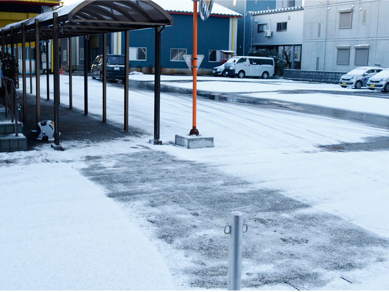 凍結防止 融雪剤 エコワンダーｅｘ 備蓄倉庫 防災倉庫や資機材なら 星野総合商事株式会社